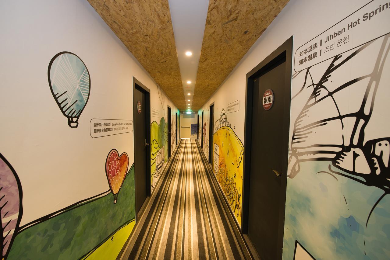 Traveller Inn Tiehua Cultural And Creative Hotel T'ai-tung Extérieur photo