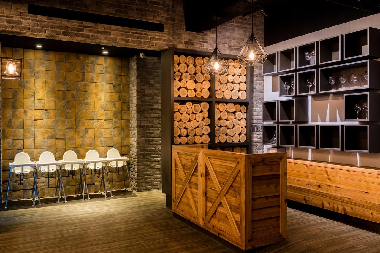 Traveller Inn Tiehua Cultural And Creative Hotel T'ai-tung Extérieur photo