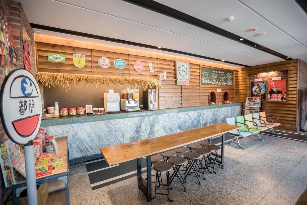 Traveller Inn Tiehua Cultural And Creative Hotel T'ai-tung Extérieur photo